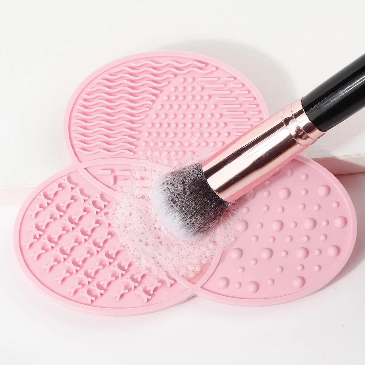 Bol nettoyant pinceaux de maquillage pliable en silicone